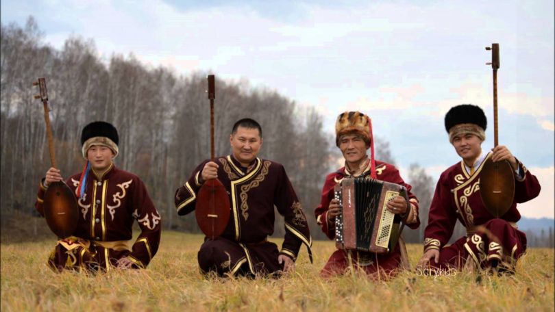 Kako se preko petja v Sibiriji povezujejo z božanskim?