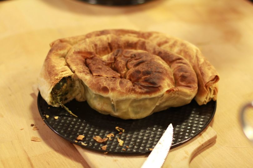 RECEPT: Zavitek (burek) iz divjih zelišč