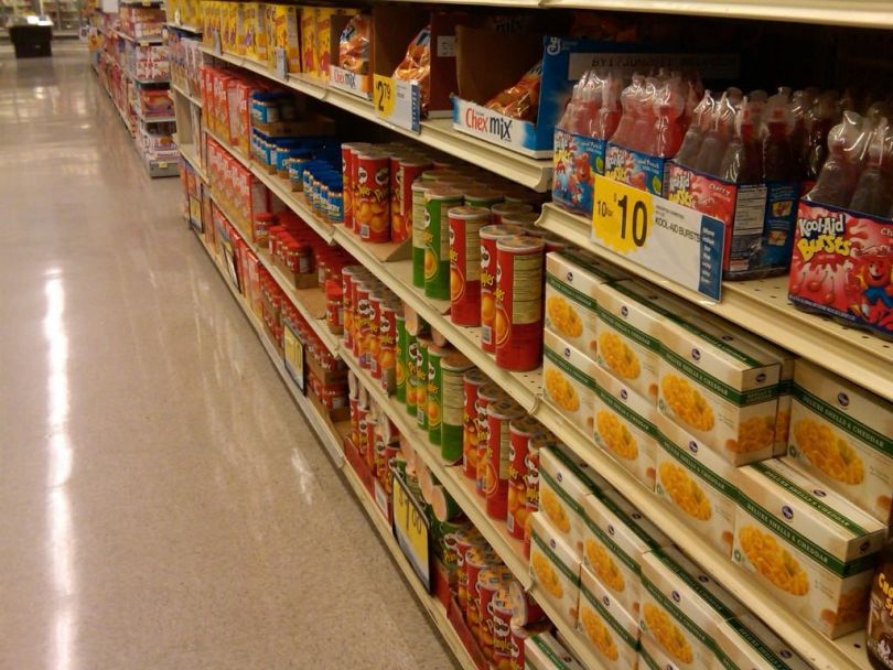 10 let in več stara hrana na trgovinskih policah?!?