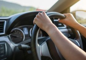 Kaj lahko počnemo med vožnjo, da izkoristimo čas za zdravje?