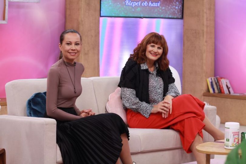 EPIZODA 97: Pasti sodobnih diet oz. načinov prehranjevanja; Simone Godina, Jelena Dimitrijević