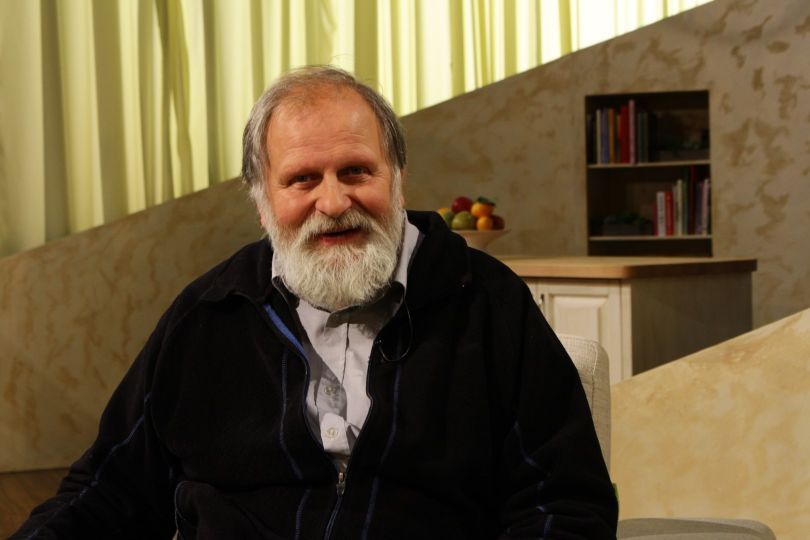 Ali je bila Slovenija nekoč središče sveta? Dr. pater Karel Gržan