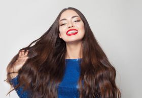 Jasmina osebno: najboljši pripomoček za obnovo las vseh časov!