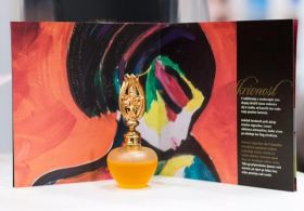 li Quandisa by LUXURY INTIMATE - Prvo intimno negovalno olje na svetu