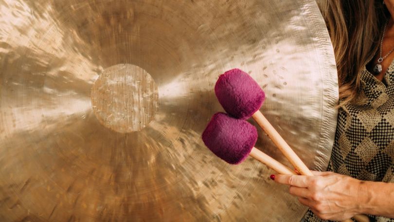 Zvočna kopel in vsi njeni potenciali! Moč vibracij za fizično, čustveno in energijsko uglaševanje