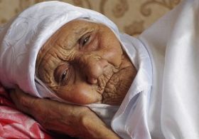 Rodila pri 50+, umrla pa je kot najstarejša oseba na svetu pri 124-letih! Njen recept?