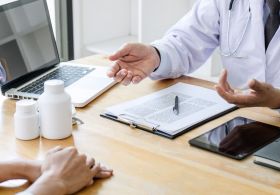 Zakaj je samozdravljenje lahko tudi škodljivo?