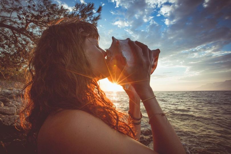 Napredek v povezovanju uradne in holistične medicine