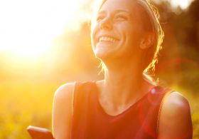 Kako se znebiti peg in lis, ki nastanejo zaradi sonca?