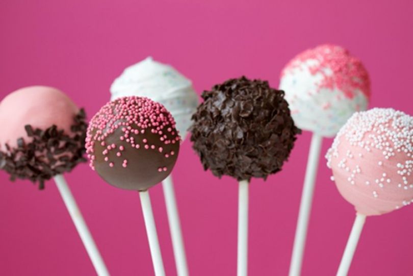 Veganske božične tortice na palčki (Cake Pops)