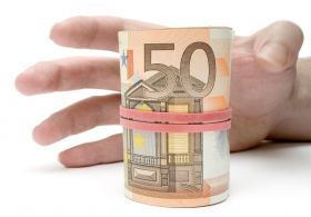 Preverite na kateri stopnji navezanosti na denar ste?