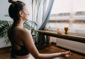 Organizirajte si zmenek doma – danes praznujte ljubezen do sebe!