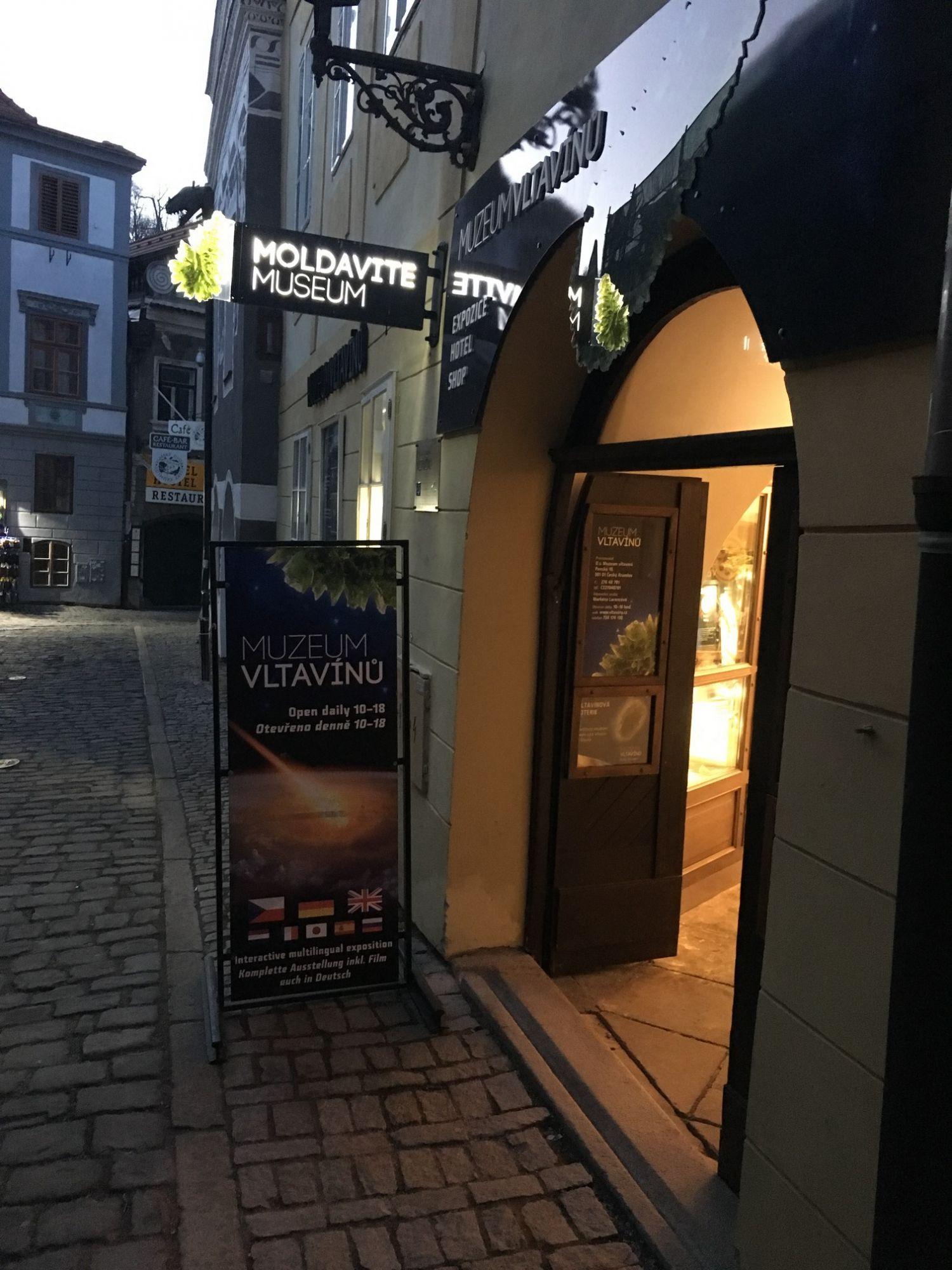 Moldavit IMG_7947.JPG